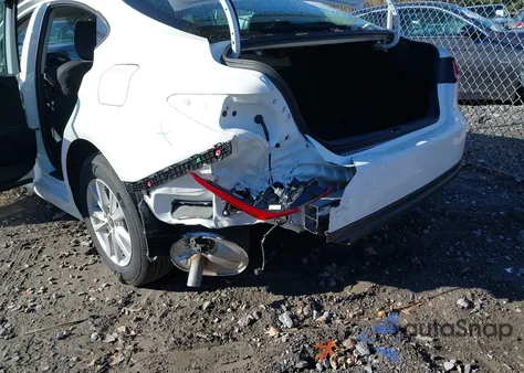 2025 Toyota Camry Le from USA, damaged, VIN 4T1DAACK7SU205890